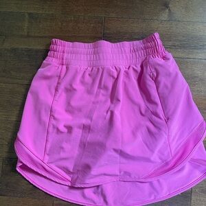 [SOLD] - lululemon athletica Pink Skort